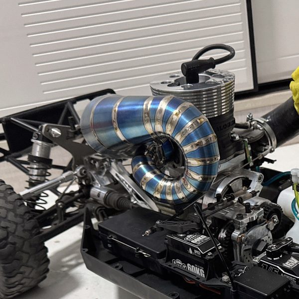 [Balance Payment 60%] $322 USD Due | Custom Titanium Losi 5T Exhaust Pipe – Ready to Ship – Customer: Brandon M**zey